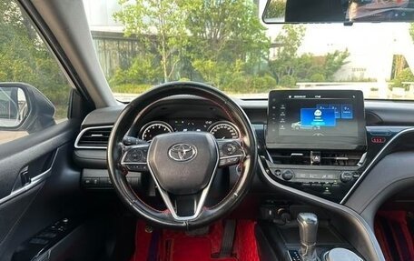 Toyota Camry, 2021 год, 2 200 446 рублей, 8 фотография