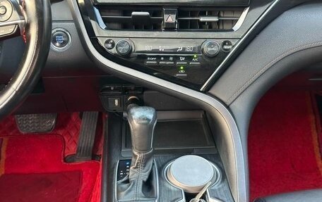 Toyota Camry, 2021 год, 2 200 446 рублей, 10 фотография