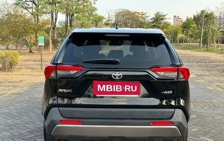 Toyota RAV4, 2020 год, 2 185 441 рублей, 5 фотография