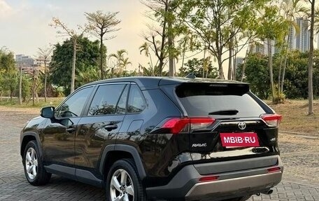 Toyota RAV4, 2020 год, 2 185 441 рублей, 6 фотография