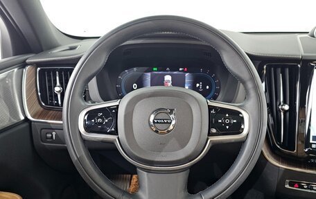 Volvo XC60 II, 2022 год, 2 793 000 рублей, 12 фотография