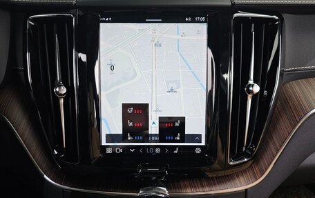 Volvo XC60 II, 2022 год, 2 793 000 рублей, 13 фотография
