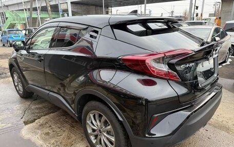 Toyota C-HR I рестайлинг, 2019 год, 1 633 000 рублей, 4 фотография