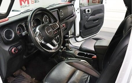 Jeep Wrangler, 2021 год, 3 730 000 рублей, 16 фотография