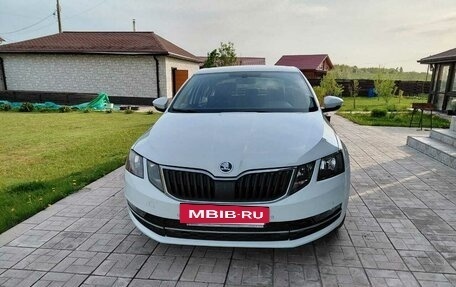 Skoda Octavia, 2019 год, 1 800 000 рублей, 3 фотография