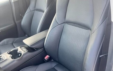 Toyota Venza, 2022 год, 2 820 446 рублей, 9 фотография