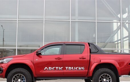 Toyota Hilux VIII, 2022 год, 7 500 000 рублей, 2 фотография