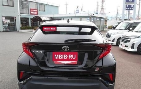 Toyota C-HR I рестайлинг, 2021 год, 1 600 000 рублей, 5 фотография