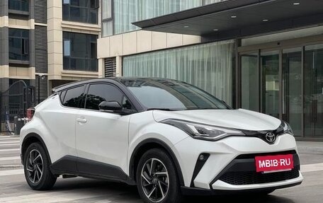 Toyota C-HR I рестайлинг, 2022 год, 1 570 999 рублей, 3 фотография