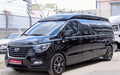 Hyundai Grand Starex Grand Starex I рестайлинг 2, 2020 год, 2 890 023 рублей, 1 фотография