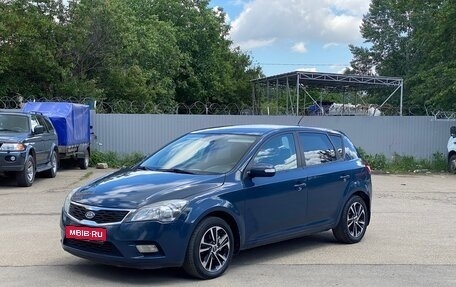 KIA cee'd I рестайлинг, 2011 год, 640 000 рублей, 1 фотография