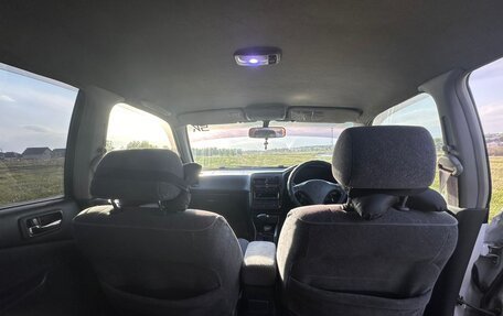 Toyota Carina, 2001 год, 650 000 рублей, 9 фотография