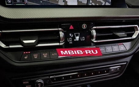 BMW 1 серия, 2021 год, 1 900 000 рублей, 14 фотография