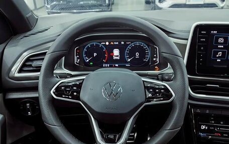 Volkswagen T-Roc I, 2025 год, 2 490 000 рублей, 8 фотография