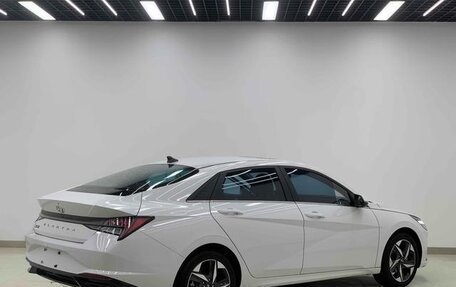 Hyundai Elantra, 2021 год, 1 530 000 рублей, 3 фотография
