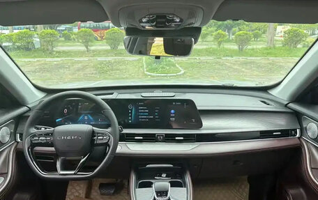 Chery Tiggo 8 Pro, 2022 год, 1 760 000 рублей, 18 фотография