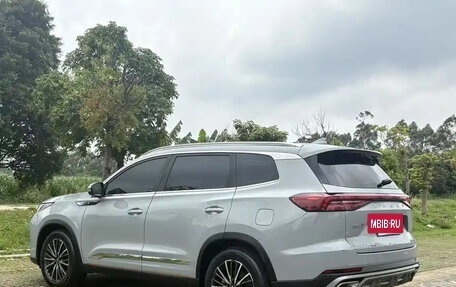 Chery Tiggo 8 Pro, 2022 год, 1 760 000 рублей, 28 фотография