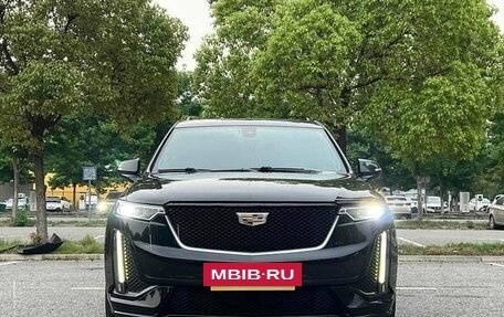Cadillac XT6 I, 2021 год, 2 800 000 рублей, 2 фотография
