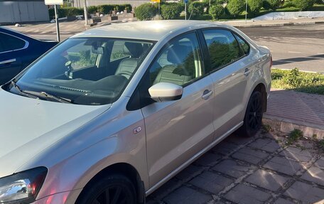 Volkswagen Polo VI (EU Market), 2011 год, 750 000 рублей, 5 фотография