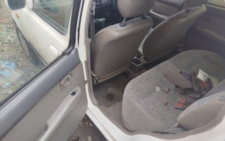 Nissan March II, 1998 год, 160 000 рублей, 9 фотография