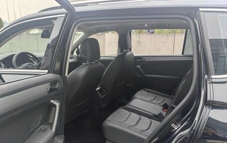 Volkswagen Tiguan II, 2021 год, 1 710 000 рублей, 13 фотография