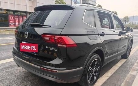 Volkswagen Tiguan II, 2021 год, 1 710 000 рублей, 7 фотография