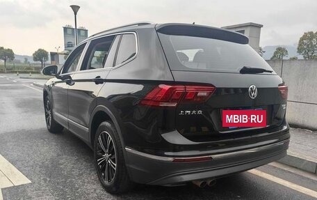 Volkswagen Tiguan II, 2021 год, 1 710 000 рублей, 5 фотография
