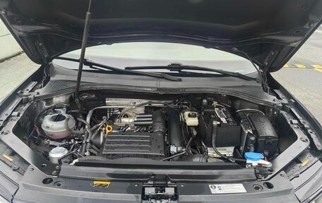 Volkswagen Tiguan II, 2021 год, 1 710 000 рублей, 20 фотография