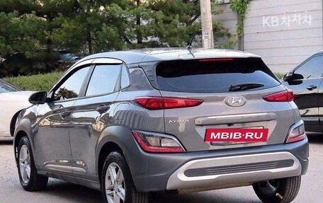 Hyundai Kona I, 2020 год, 1 800 000 рублей, 3 фотография