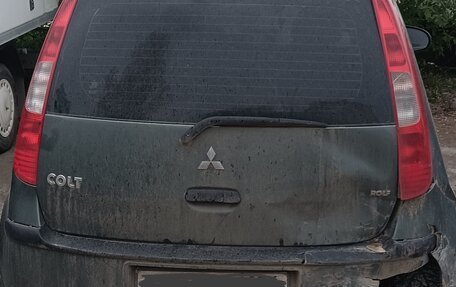 Mitsubishi Colt VI рестайлинг, 2006 год, 190 000 рублей, 1 фотография