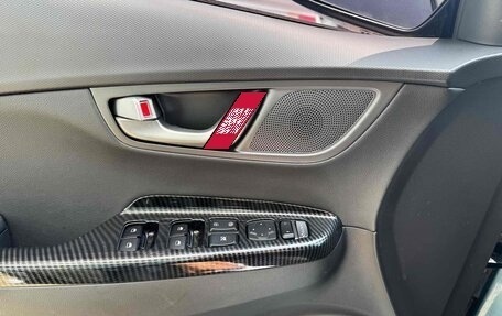 Hyundai Kona I, 2020 год, 1 500 000 рублей, 12 фотография