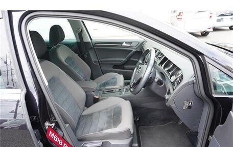 Volkswagen Golf VII, 2016 год, 900 035 рублей, 6 фотография