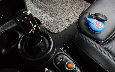 MINI Hatch, 2021 год, 1 450 000 рублей, 9 фотография