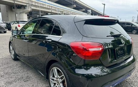 Mercedes-Benz A-Класс, 2017 год, 1 250 000 рублей, 4 фотография