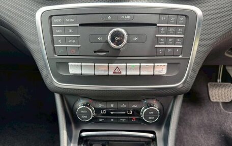 Mercedes-Benz A-Класс, 2017 год, 1 250 000 рублей, 27 фотография