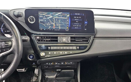 Lexus ES VII, 2021 год, 3 700 000 рублей, 10 фотография