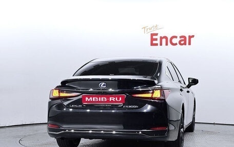 Lexus ES VII, 2021 год, 3 700 000 рублей, 3 фотография