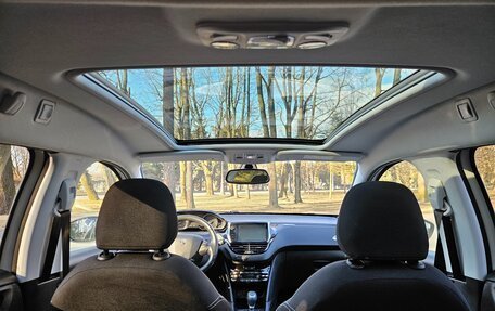 Peugeot 2008 II, 2017 год, 1 340 000 рублей, 12 фотография