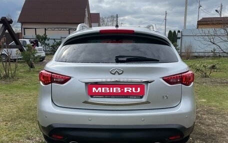 Infiniti FX II, 2012 год, 1 550 000 рублей, 3 фотография
