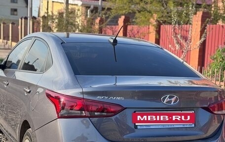 Hyundai Solaris II рестайлинг, 2021 год, 1 550 000 рублей, 2 фотография