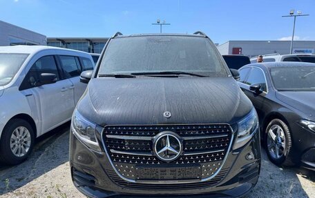 Mercedes-Benz V-Класс, 2025 год, 12 900 000 рублей, 15 фотография