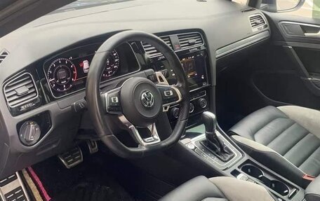 Volkswagen Golf VII, 2020 год, 1 599 000 рублей, 6 фотография