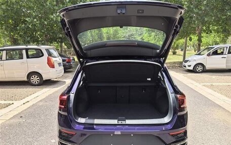 Volkswagen T-Roc I, 2021 год, 1 560 000 рублей, 10 фотография