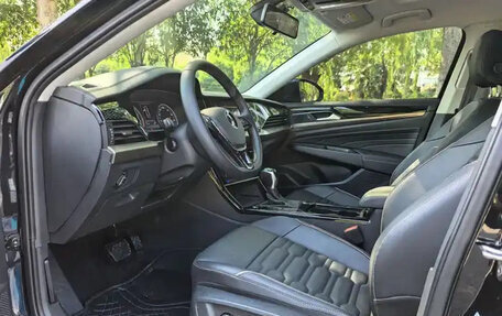 Volkswagen Passat B8 рестайлинг, 2021 год, 2 050 888 рублей, 12 фотография