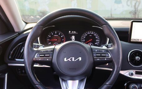 KIA Stinger I, 2022 год, 2 830 013 рублей, 10 фотография