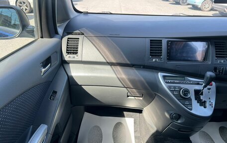 Toyota ISis I, 2011 год, 1 299 000 рублей, 17 фотография