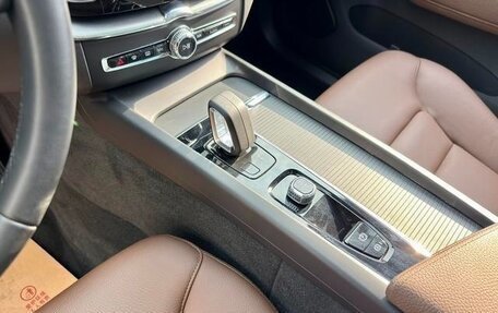 Volvo XC60 II, 2021 год, 2 950 443 рублей, 9 фотография