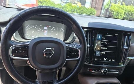 Volvo V90 Cross Country I рестайлинг, 2021 год, 3 600 000 рублей, 9 фотография