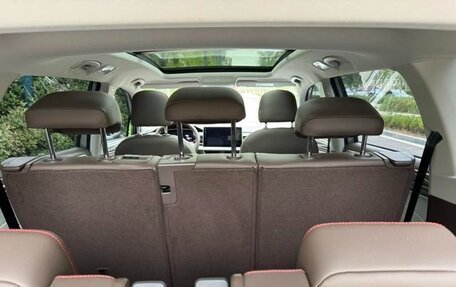 Volkswagen Tiguan II, 2021 год, 2 480 300 рублей, 13 фотография