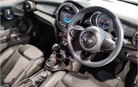 MINI Clubman, 2018 год, 1 190 055 рублей, 13 фотография